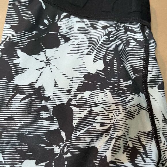 Ivy park black white floral capri legging xs - Picture 3 of 9